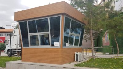 Emniyet Camlı Alüminyum Nöbetçi Kulübesi